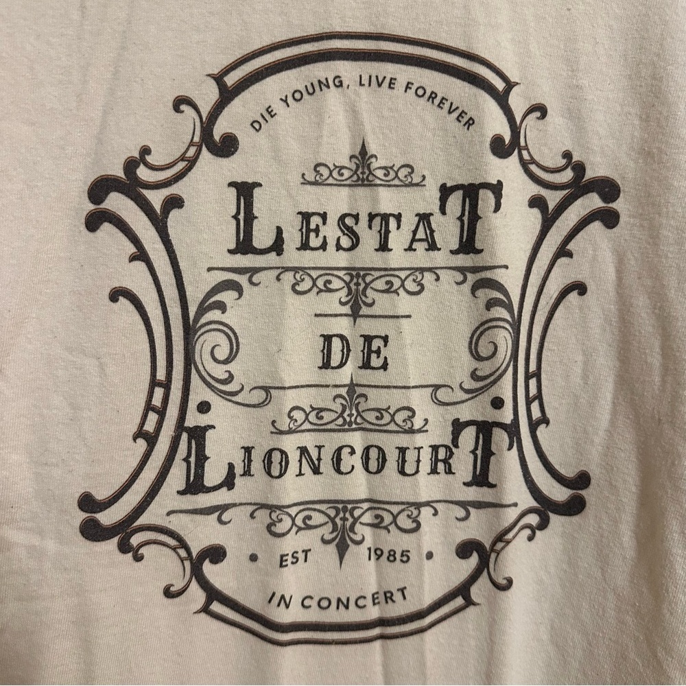 Vampire Lestat in Concert Shirt - Lestat de Lioncourt Design - Picture 2 of 4
